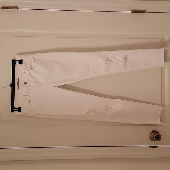J Brand Size 26 Cropped Demented White Jeans, EUC - Picture 1 of 10